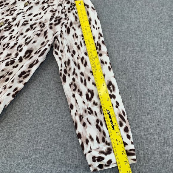 Chico's Long Sleeve Leopard Button Down Jacket Size 3 = XL Animal Print Top - Picture 7 of 14